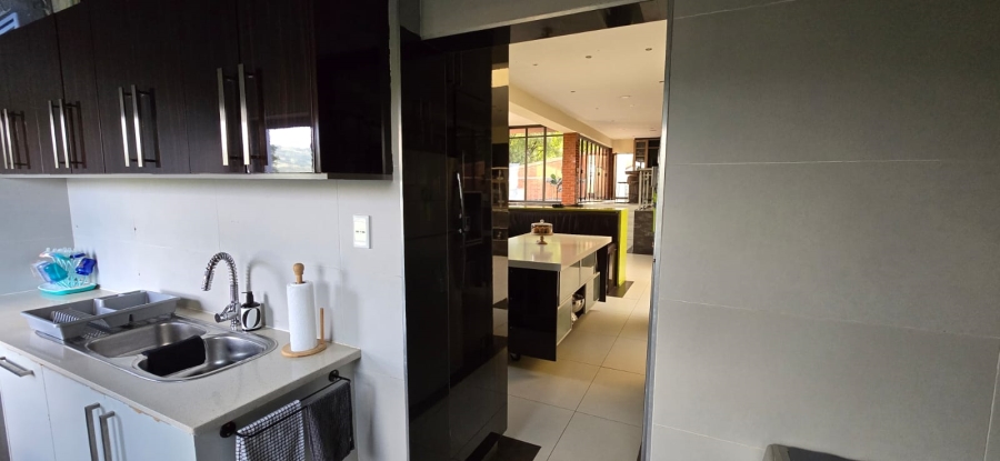 5 Bedroom Property for Sale in Xanadu Eco Park North West